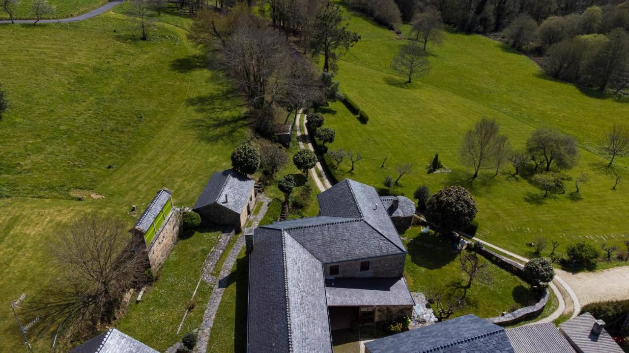 Casa Rural Grana Da Acea Monfero Exteriör bild