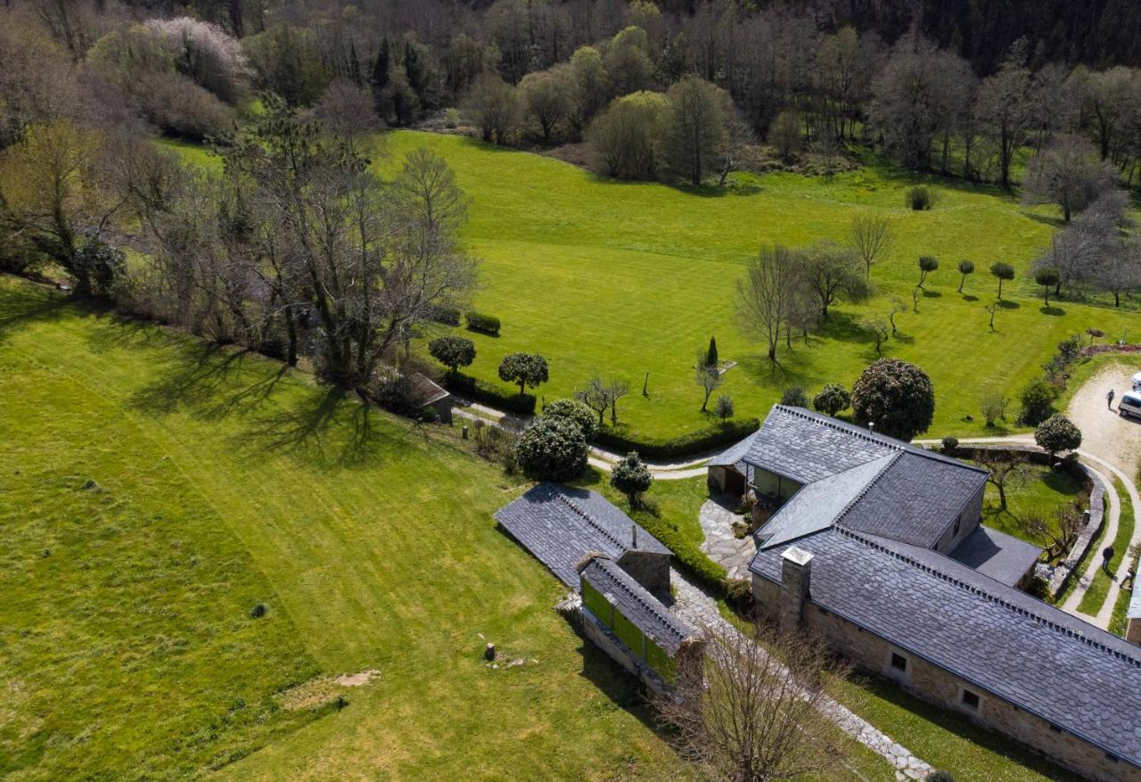 Casa Rural Grana Da Acea Monfero Exteriör bild