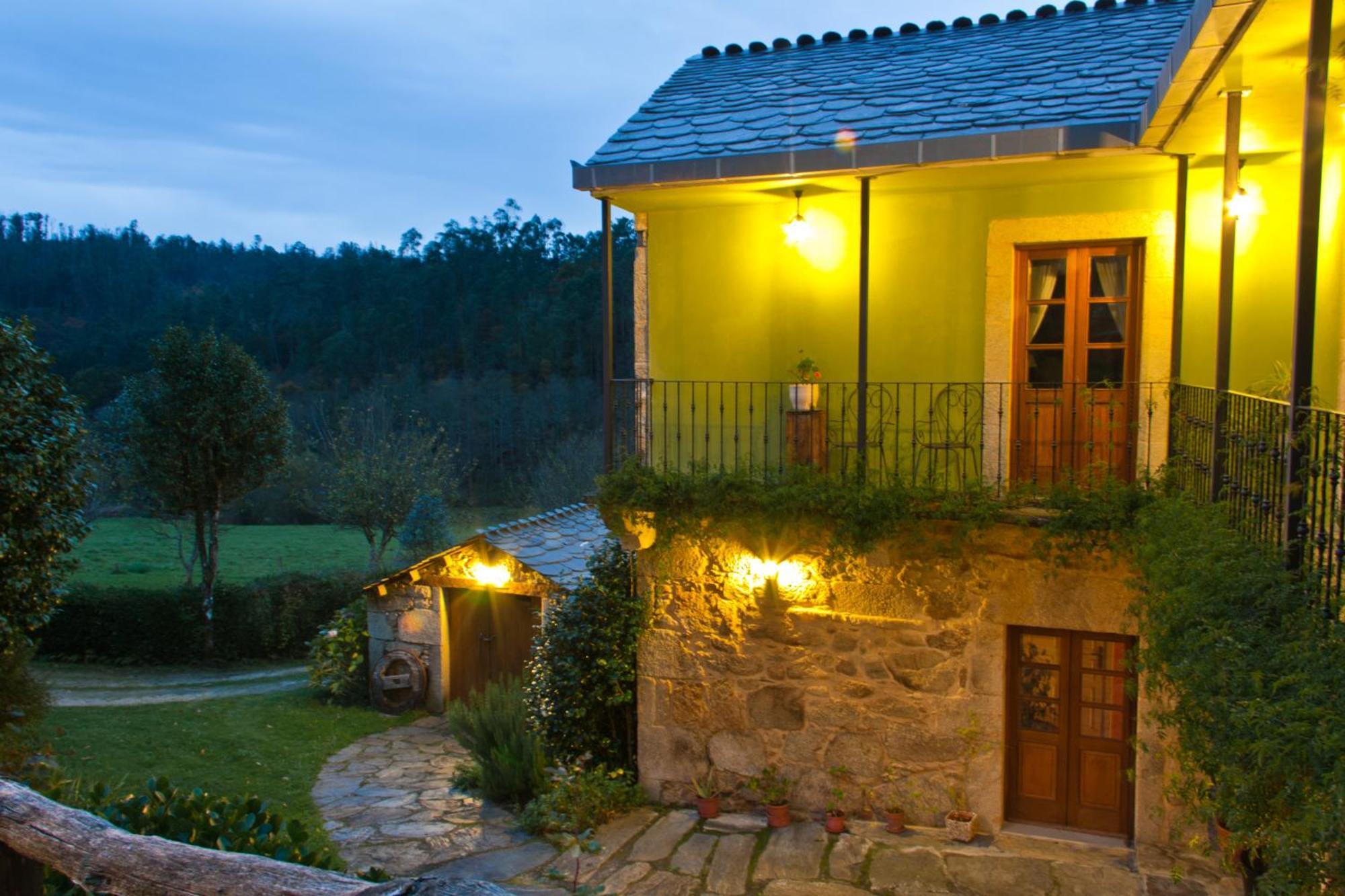 Casa Rural Grana Da Acea Monfero Exteriör bild