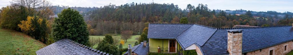 Casa Rural Grana Da Acea Monfero Exteriör bild