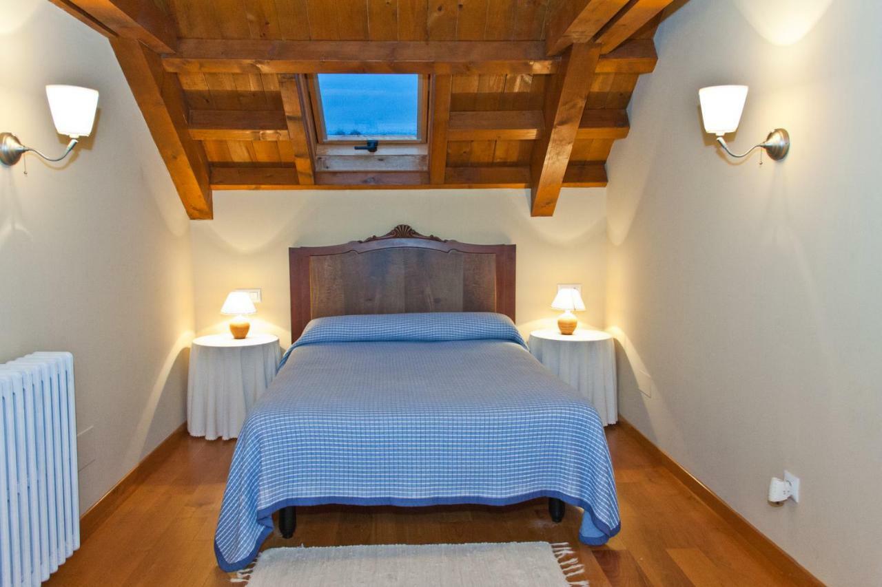 Casa Rural Grana Da Acea Monfero Exteriör bild