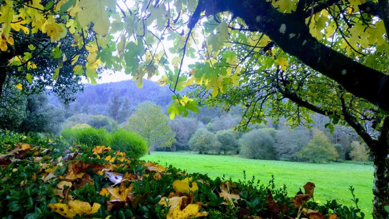Casa Rural Grana Da Acea Monfero Exteriör bild